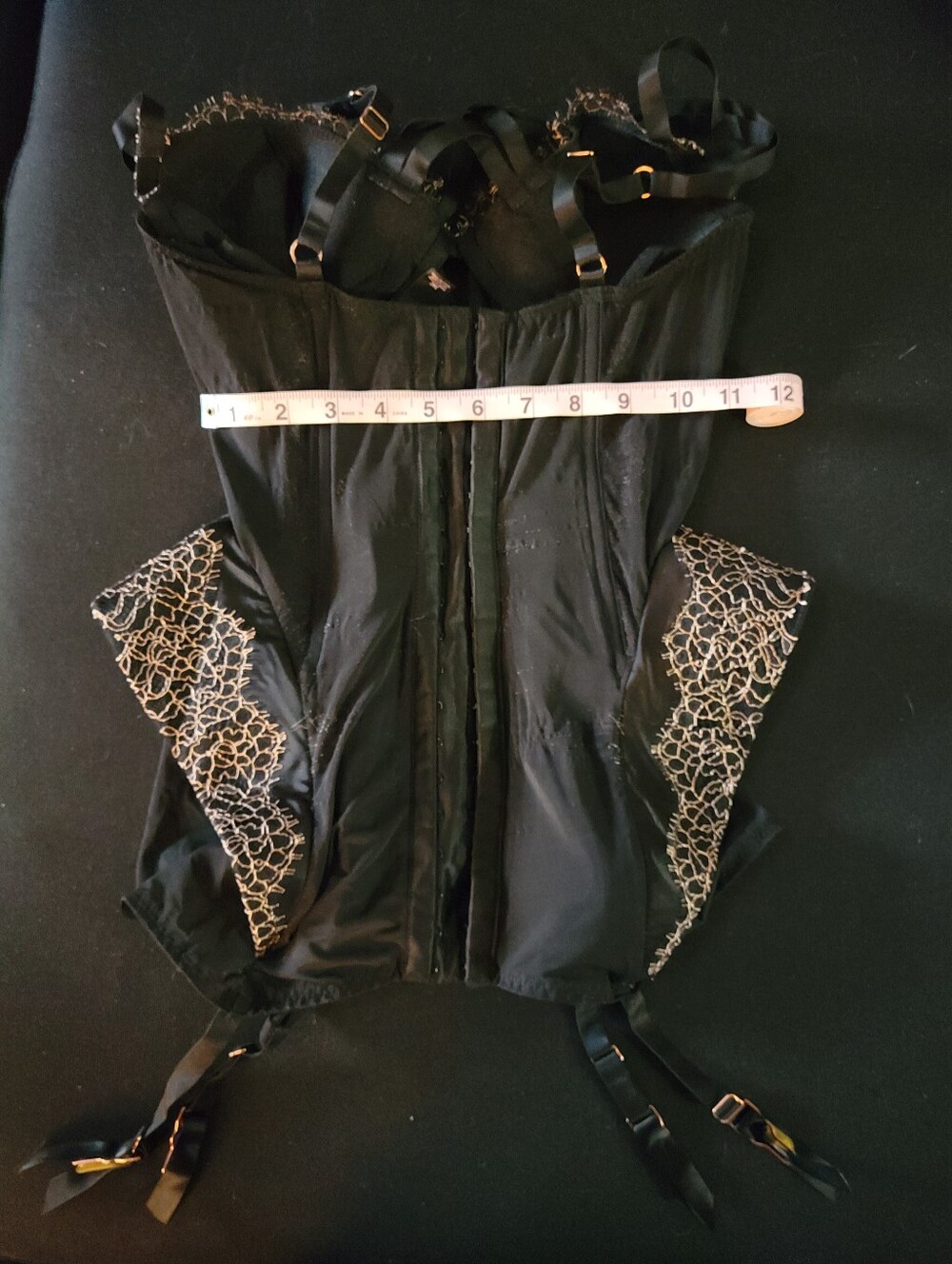 Victoria's Secret Black & Gold Lace Bustier - Picture 5 of 16